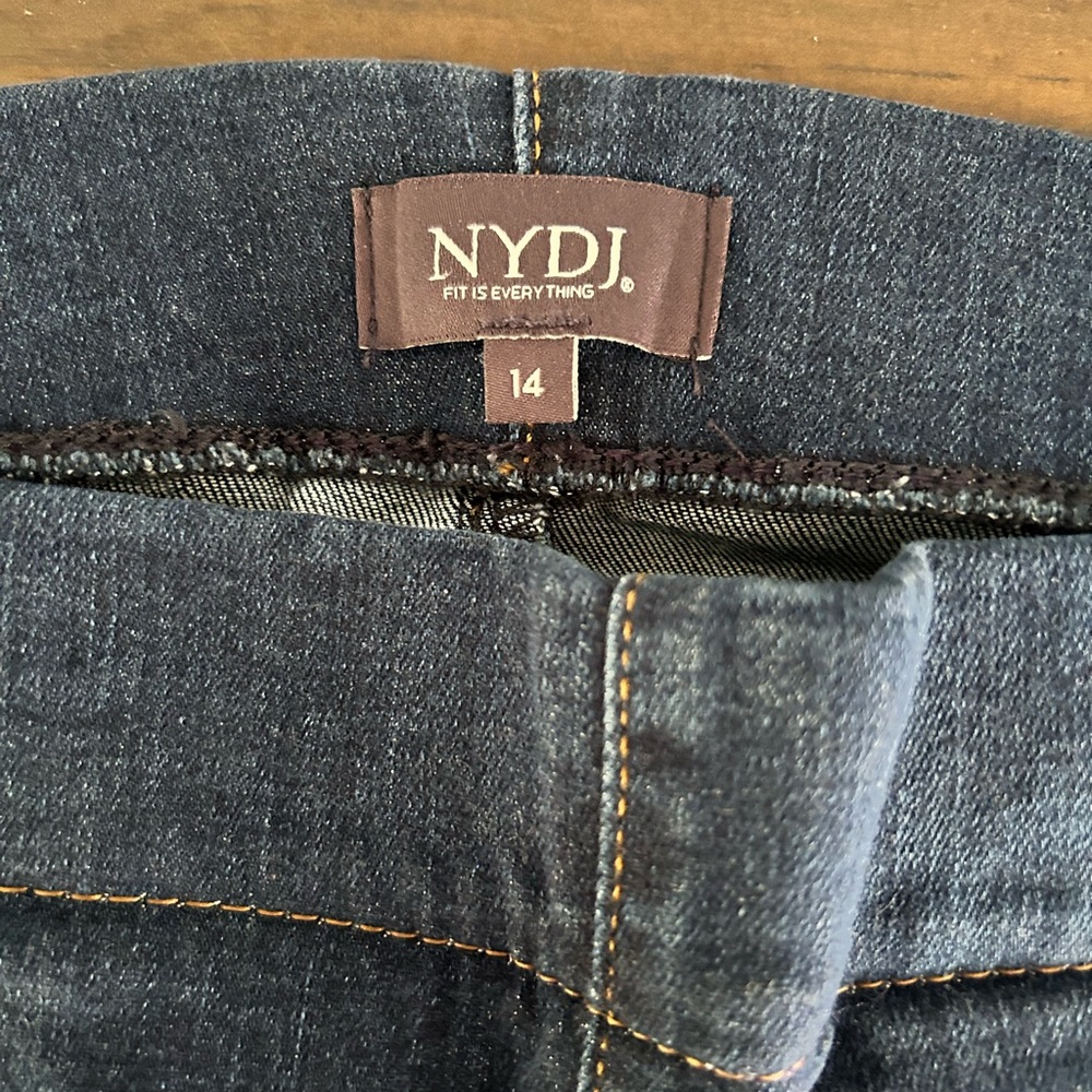 NYDJ